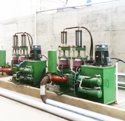 立式柱塞泵在有機(jī)肥廠使用現(xiàn)場(chǎng).jpg 立式柱塞泵在有機(jī)肥廠使用現(xiàn)場(chǎng).jpg